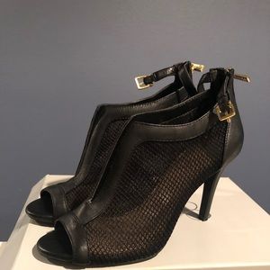 Jessica Simpson Black Peep Toe Heels